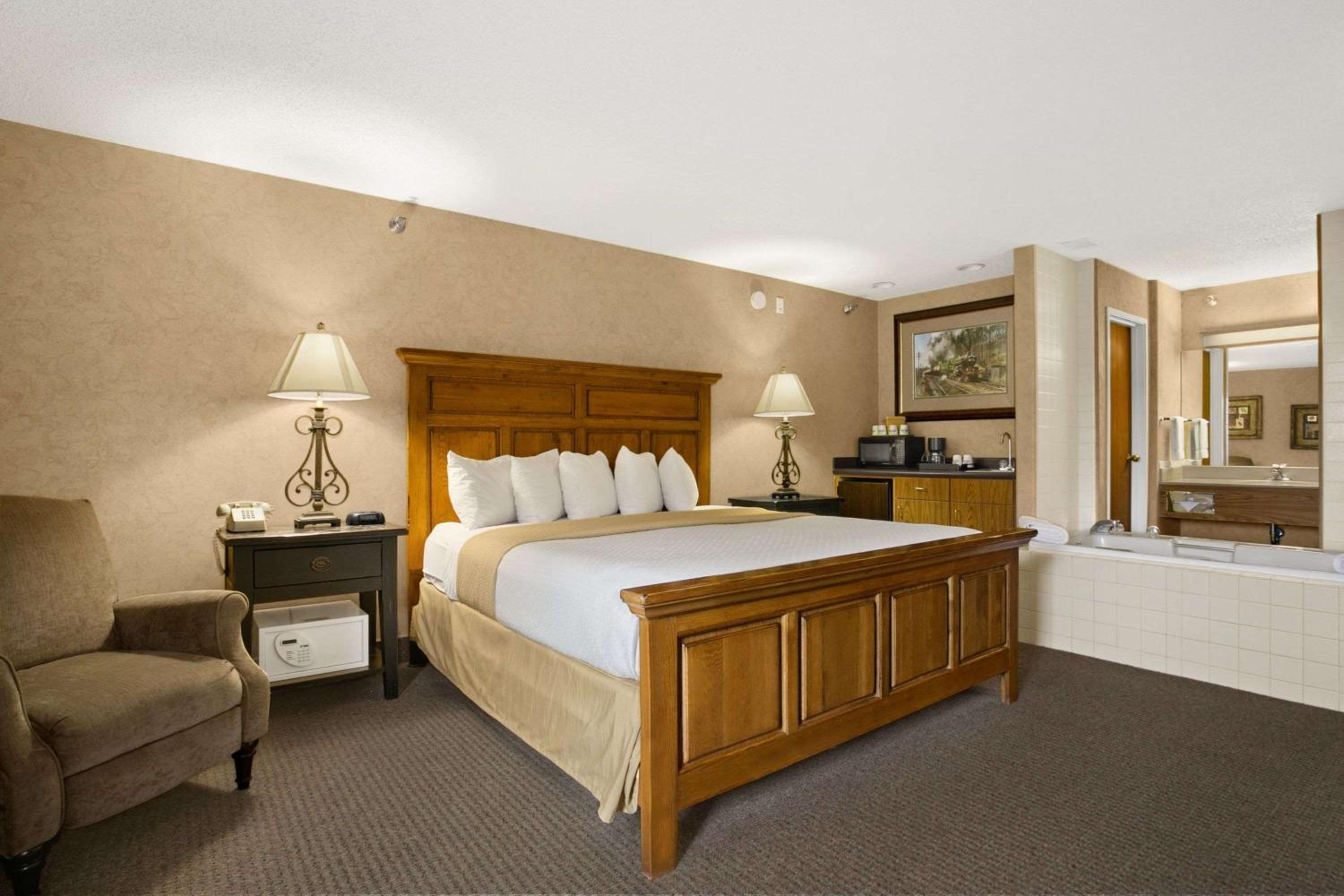 Days Inn By Wyndham Rapid City 10/39