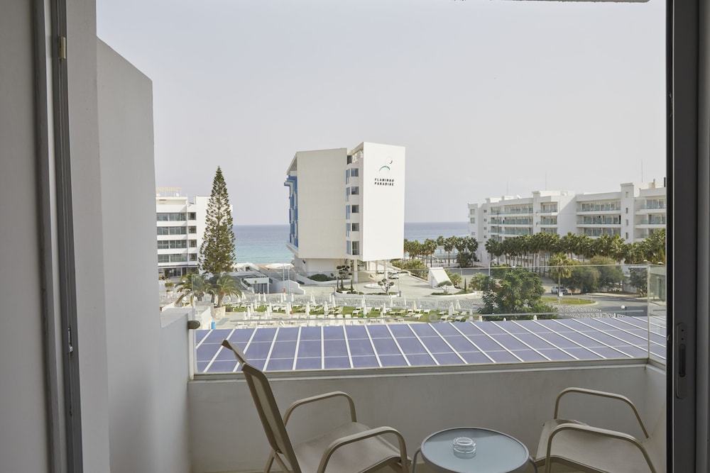 Odessa Beach Hotel 64/65