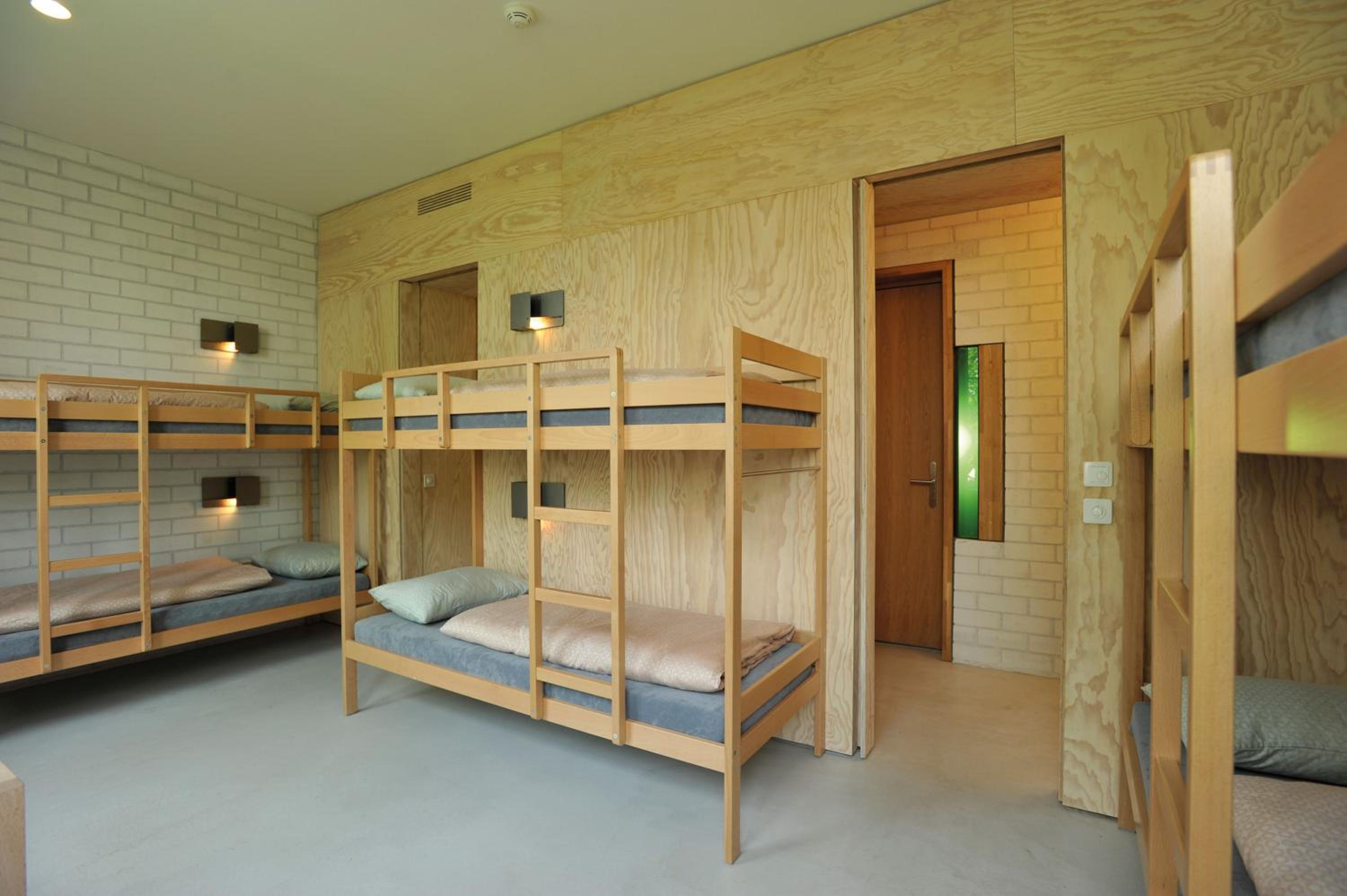 Room, Sextuple, Shared Bathroom