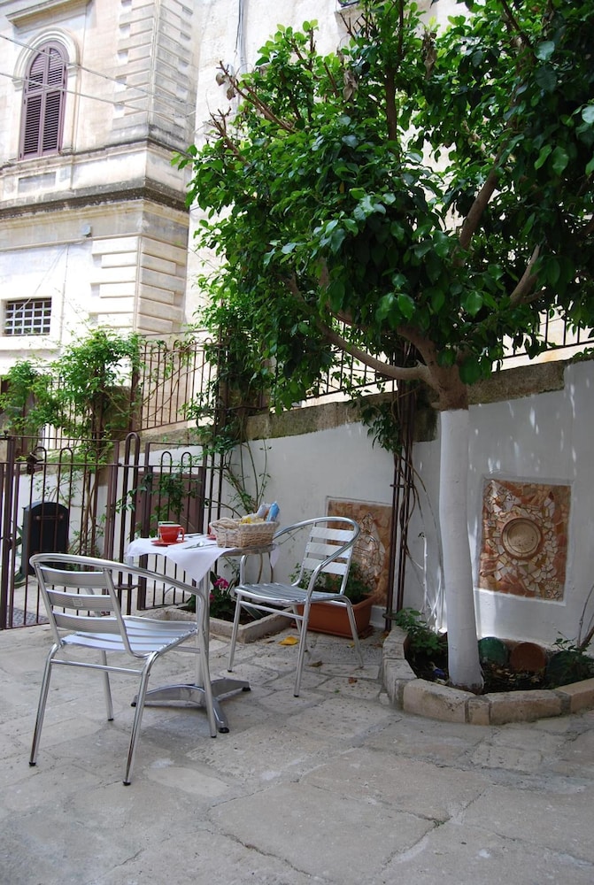Art Transparent B&B 27/44