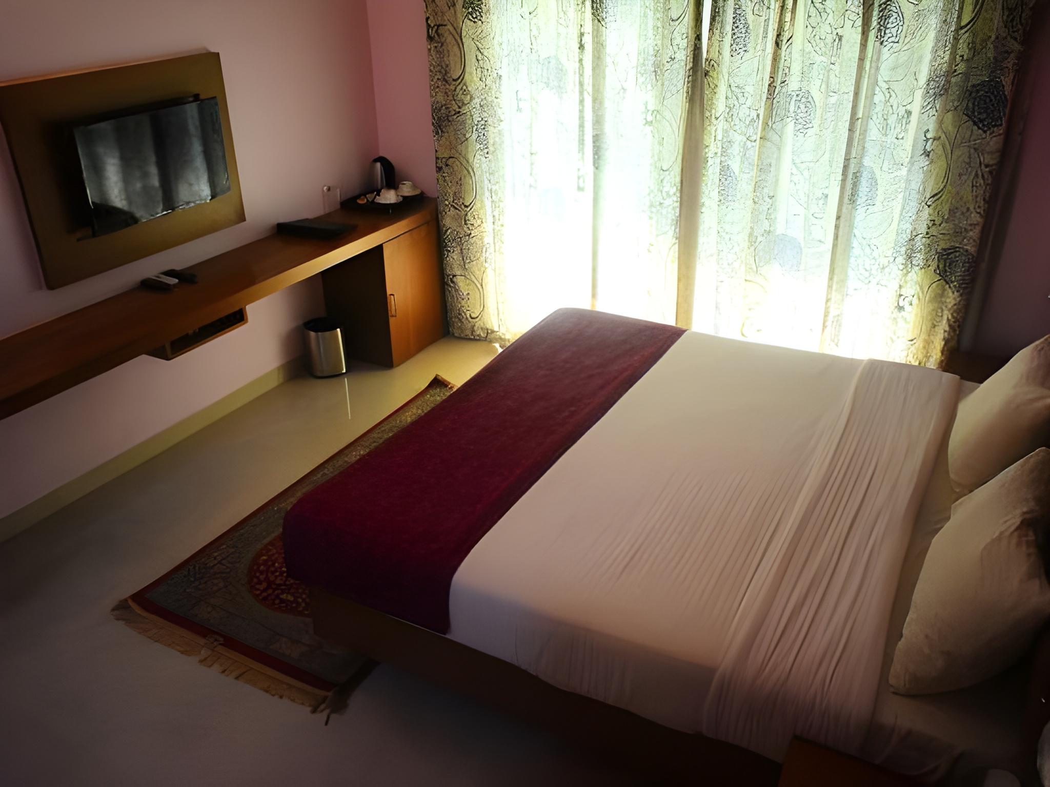 Jyothis Residency 19/24