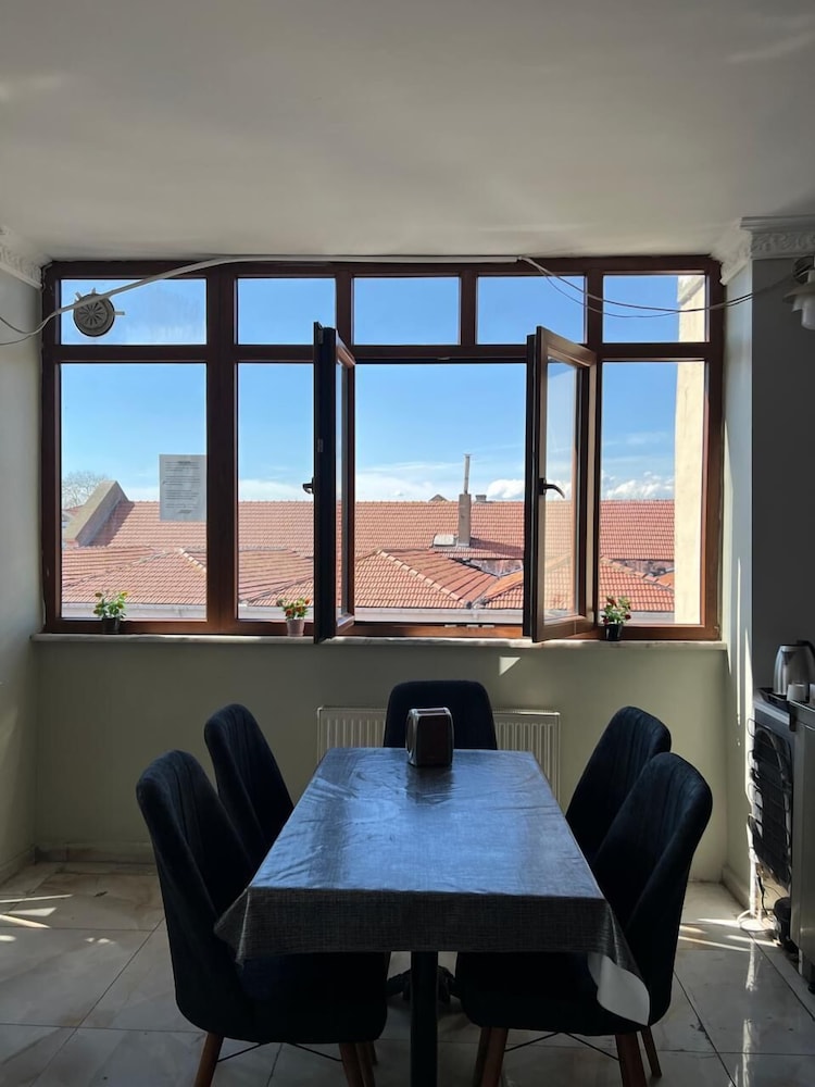 Avsin Apart Hotel 58/70