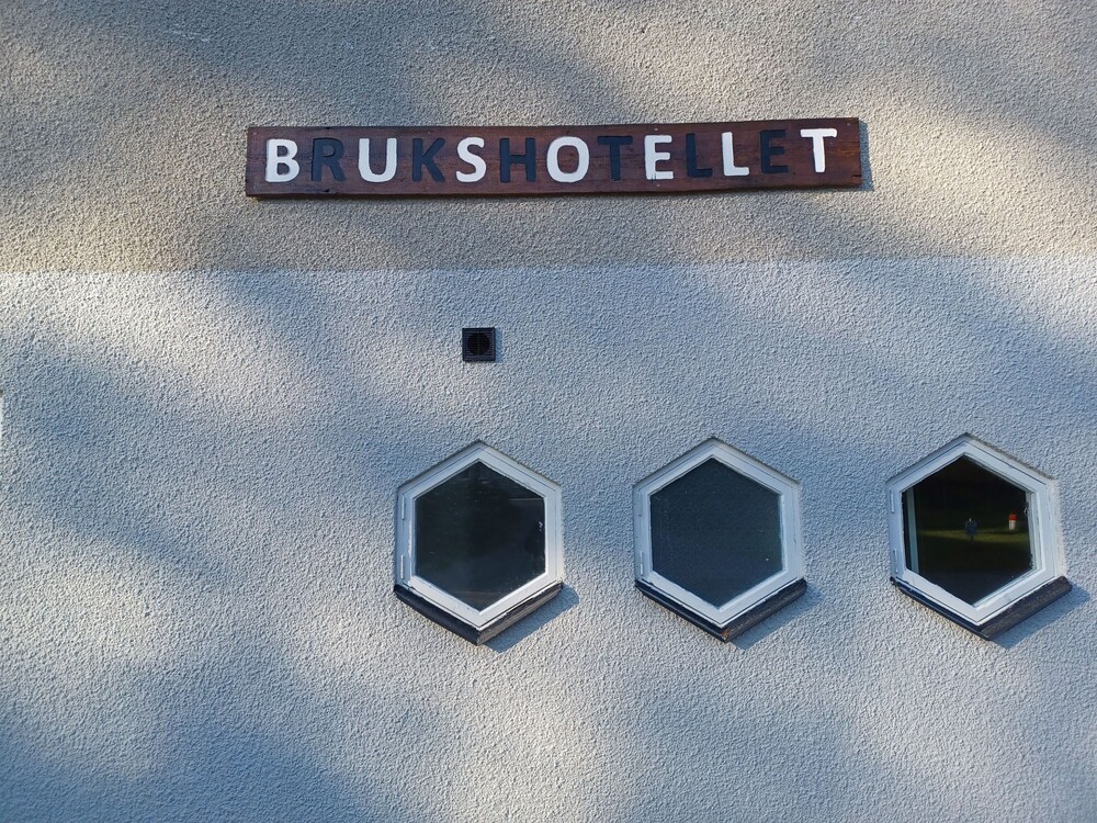 Brukshotellet Skinnsberg 1/50