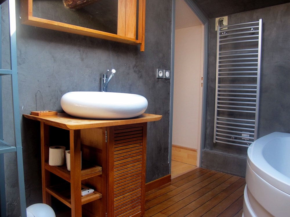 7Art Hotel 65/75