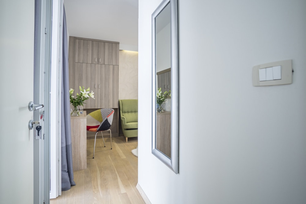 Centro Di Centri Rooms 16/77