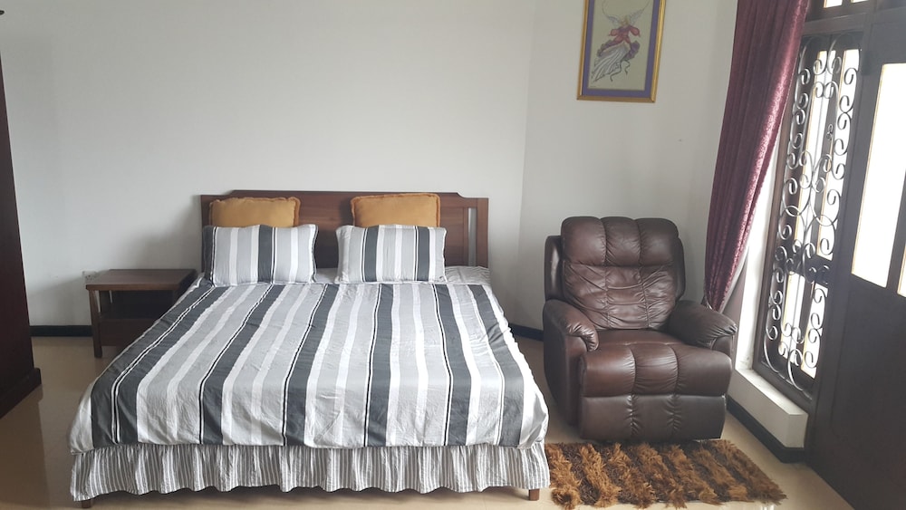 Resident View Homestay 9/33