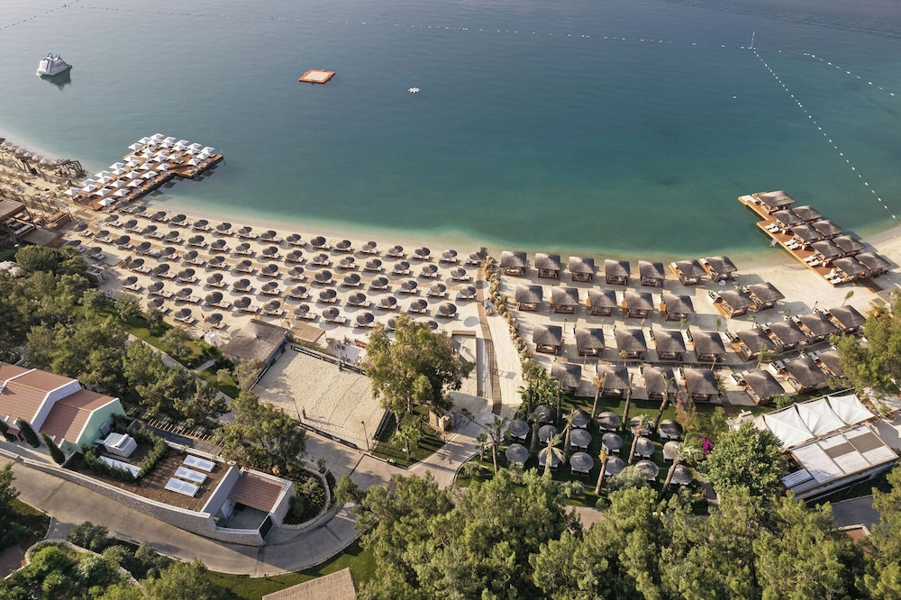 Titanic Luxury Collection Bodrum 71/74