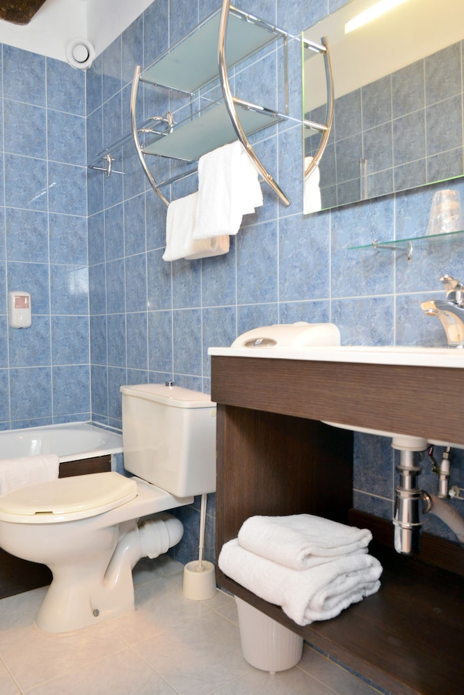 Hotel Posta Vecchia 38/84