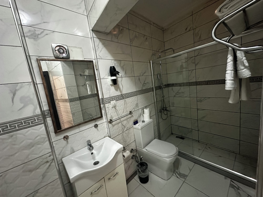 Greenstar Hotel 37/44