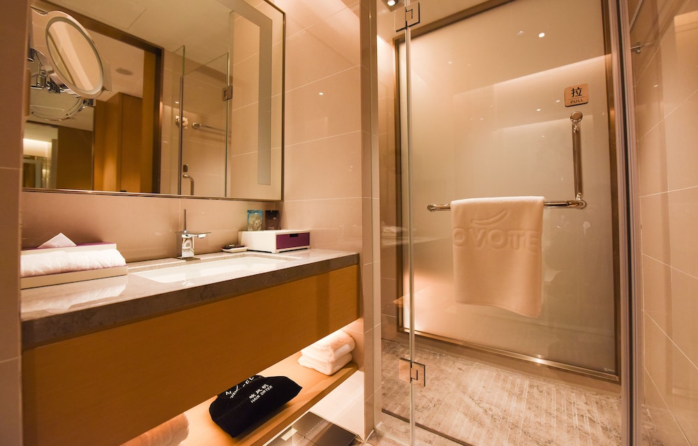 Novotel Zhengzhou Airport 23/68