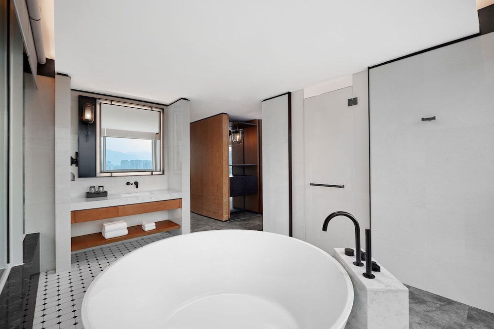 Sheraton Zhaoqing Dinghu 48/50