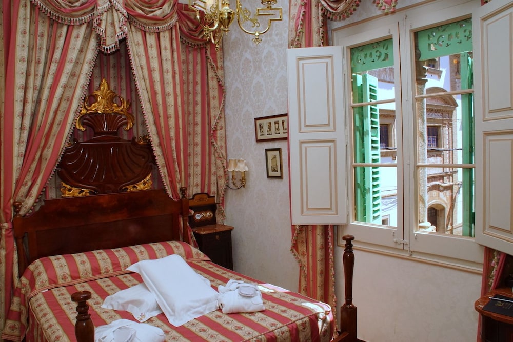 Sitges Royal Rooms 19/50