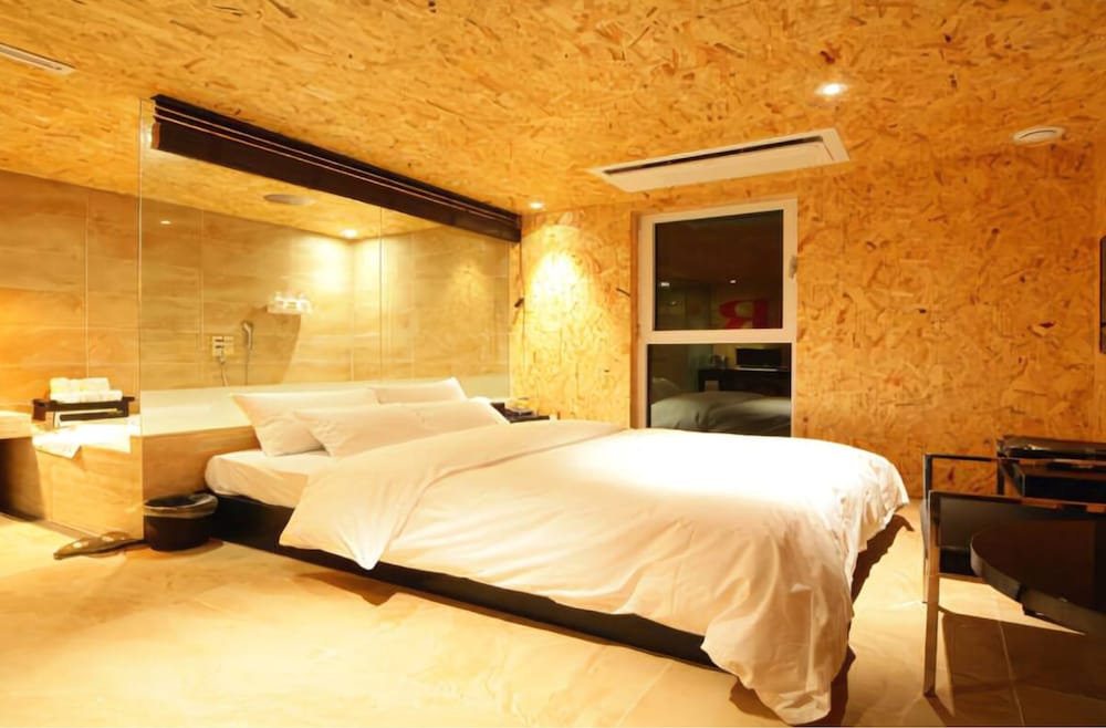 Hotel Star The Masterpiece Suite 7/28