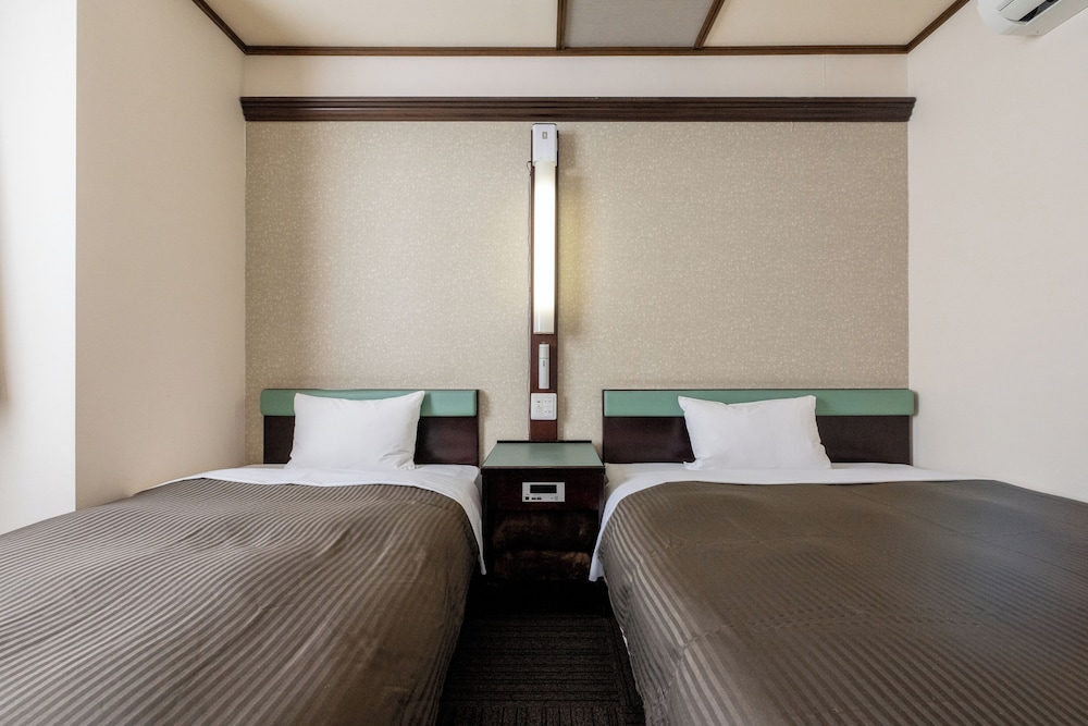 Hotel Matsumoto Yorozuya 13/50