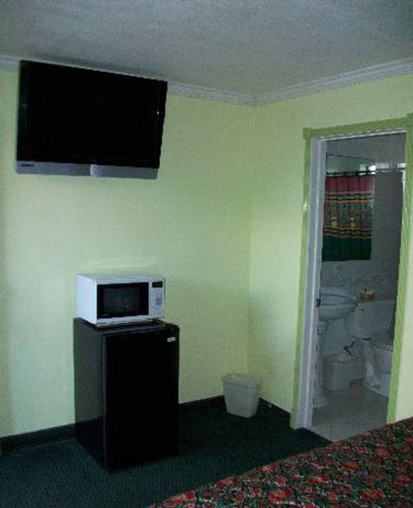 City Center Motel 32/68