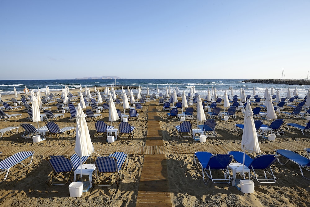 Astir Beach 54/63