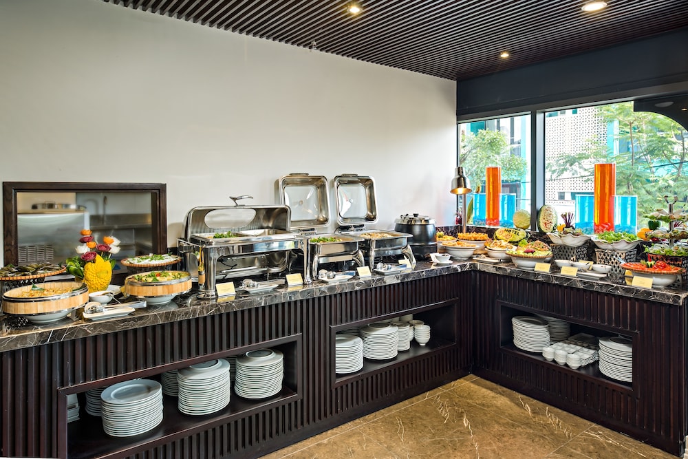 Cosmos Hotel Danang 26/33
