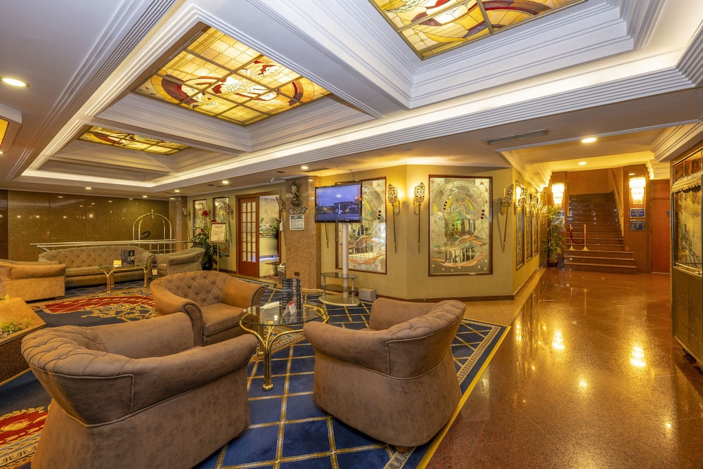 Grand Anka Hotel 41/68