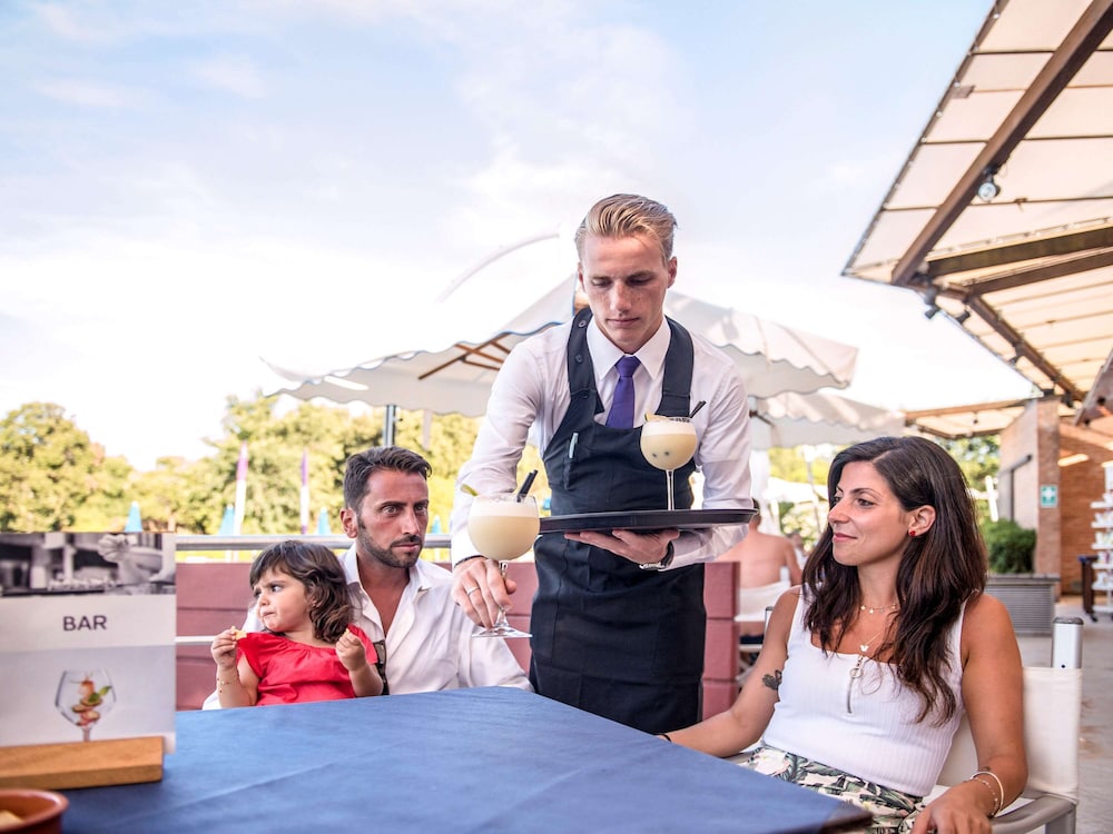Mercure Tirrenia Green Park 5/50