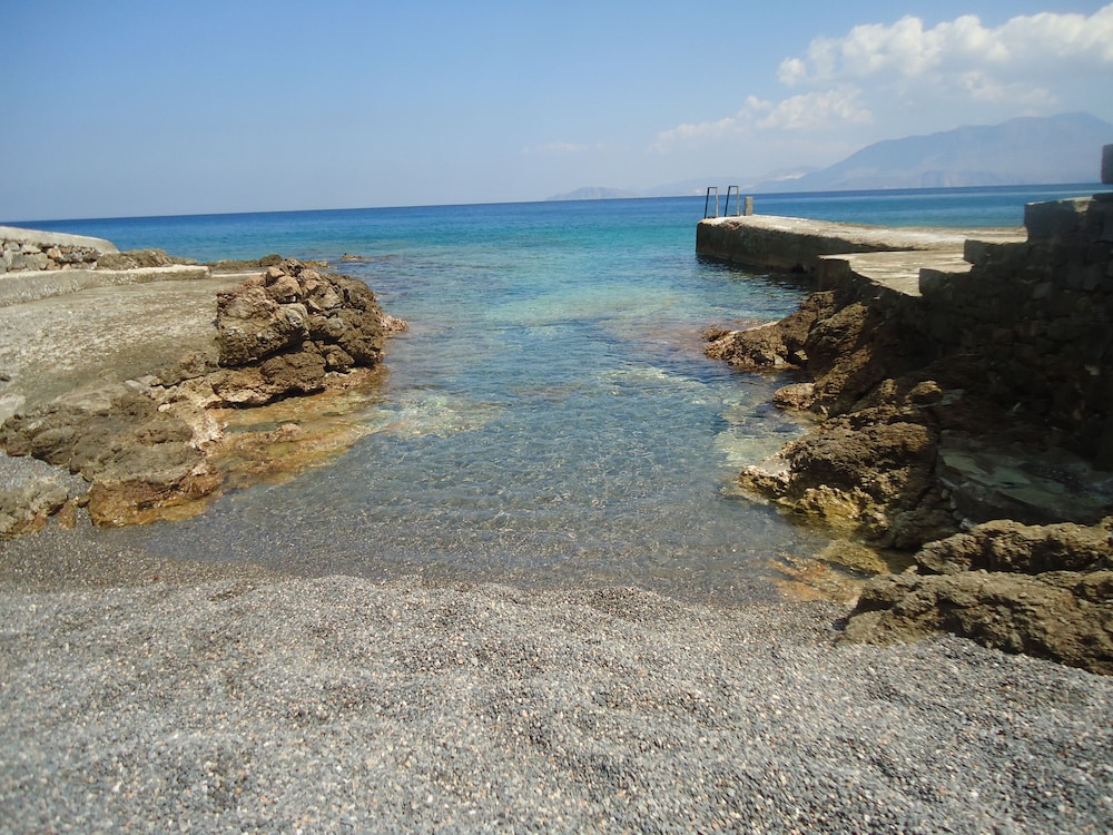 Vangelis Villas 40/45