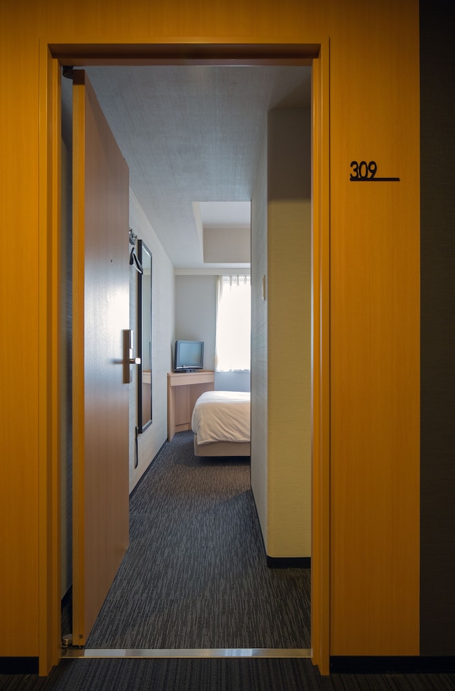 E Hotel Higashi Shinjuku 19/63