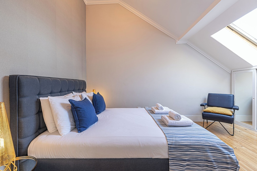 شقة فاخرة بسرير كوين وسريرين منفصلين بإطلالة على المدينة بغرفة نوم واحدة، Santa Justa Apartments Downtown Center 6/10