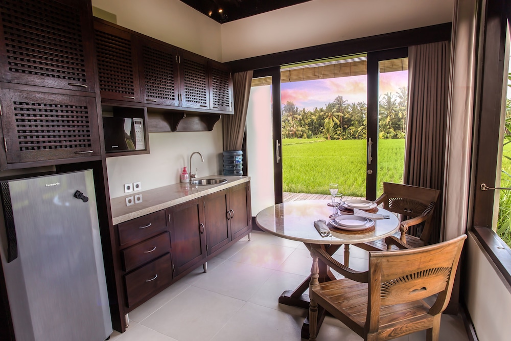 Solo Villas And Retreat 62/74