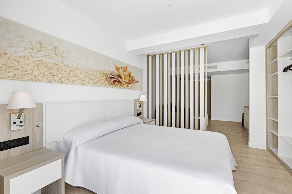 Thb Cala Lliteras - Adults Only 16/69