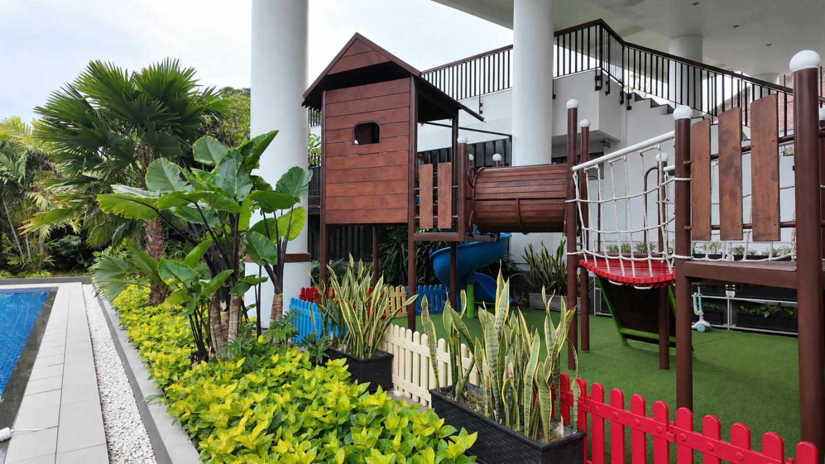 Rayz Umm Hotel 4/50