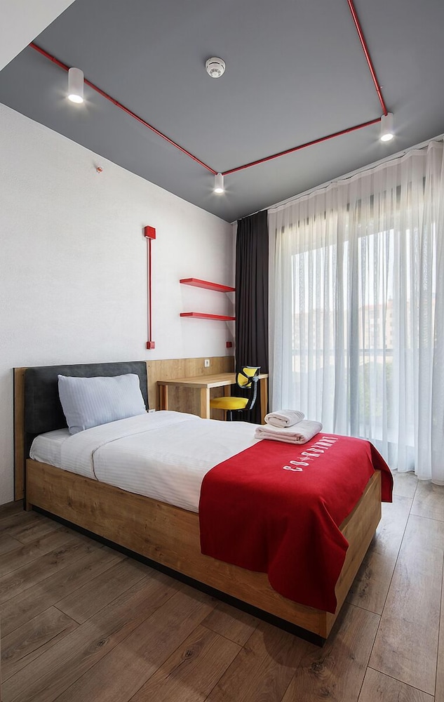 Coordinat Suites 24/65