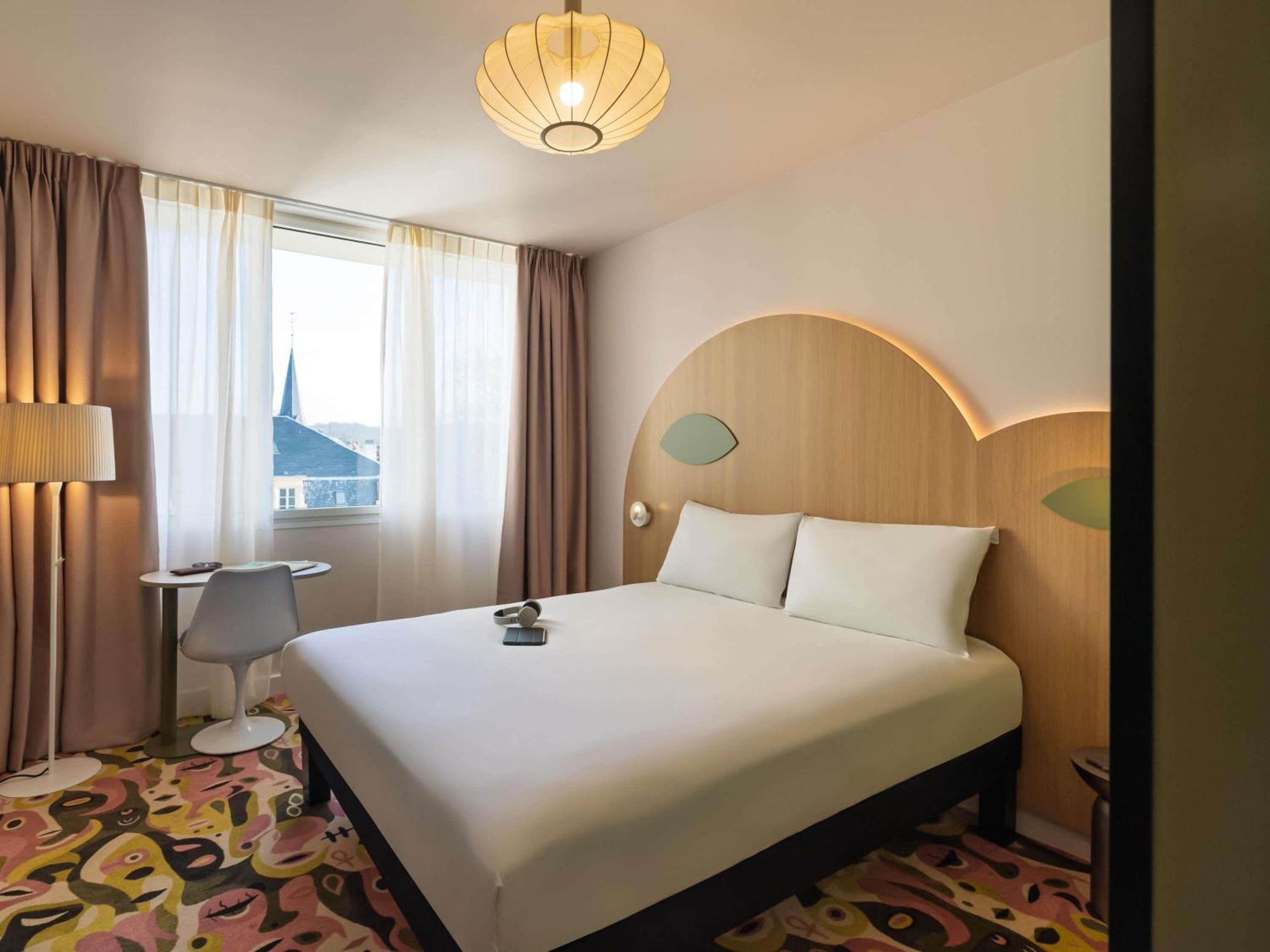 COMFORT, DOUBLE BED