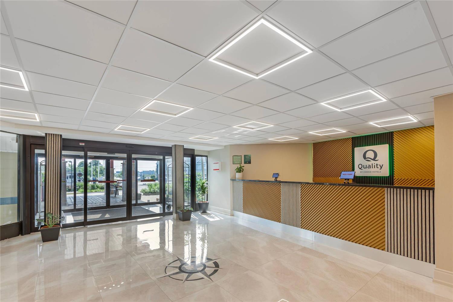 Quality Inn and Suites Brampton 13/47