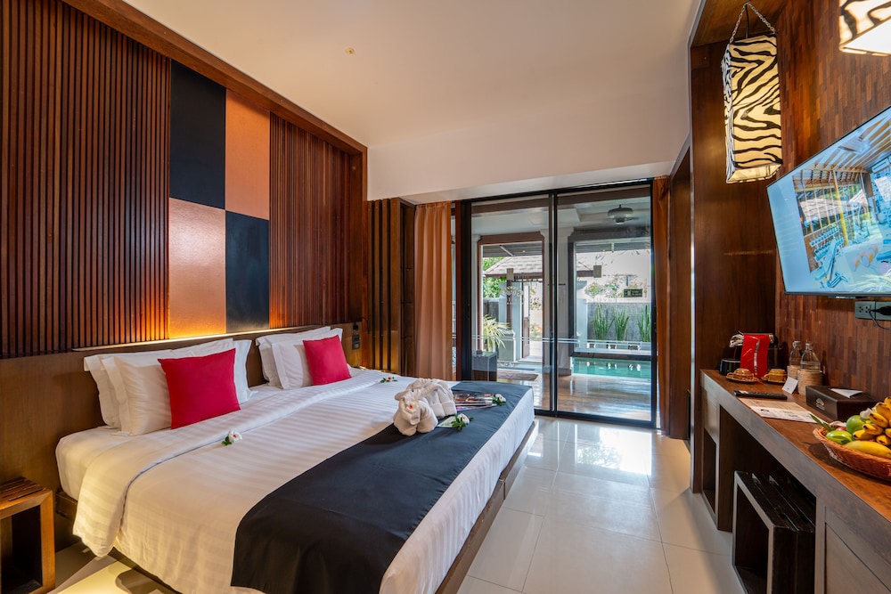 PLUNGE POOL SUITE