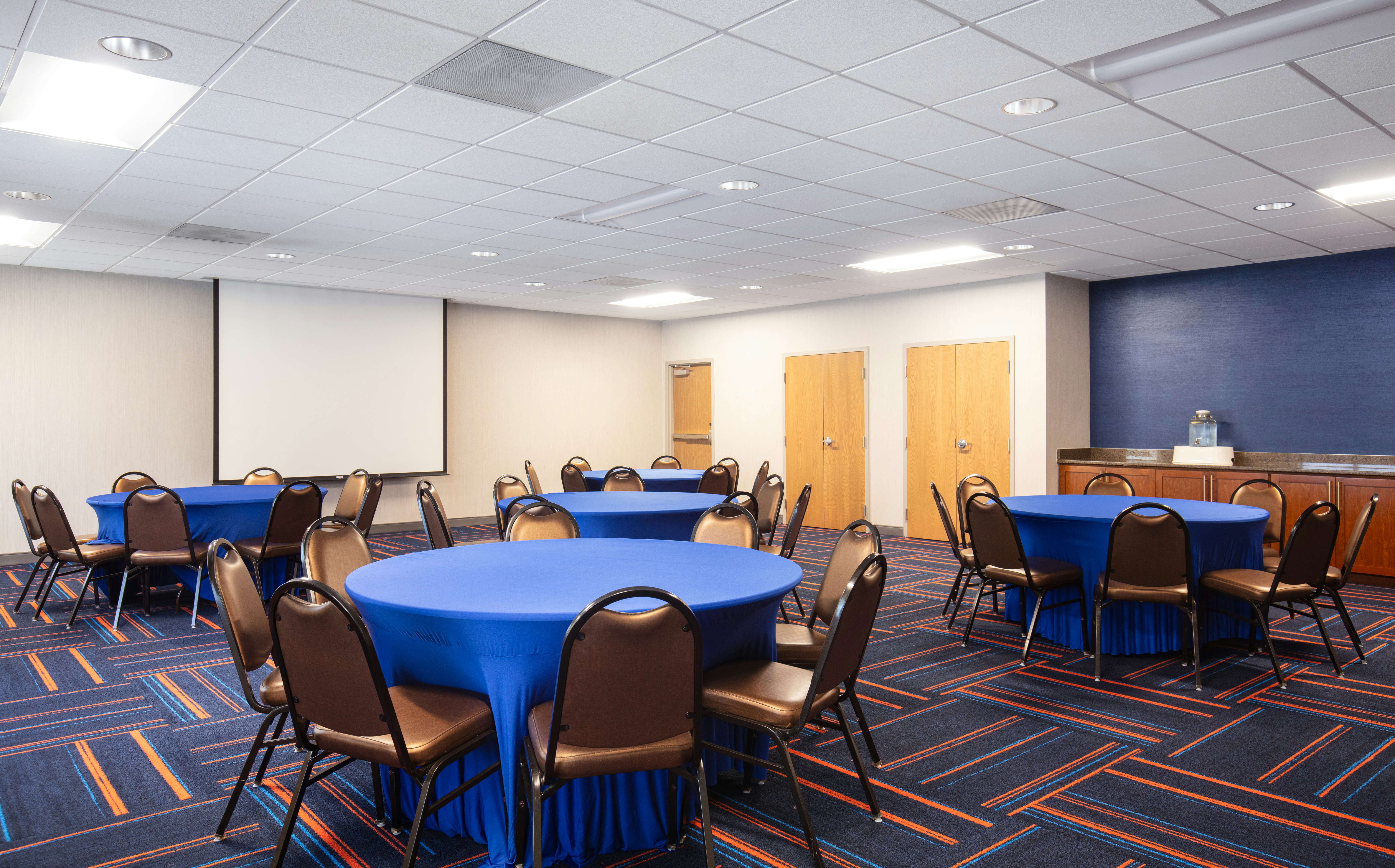 Hampton Inn Medford 39/42
