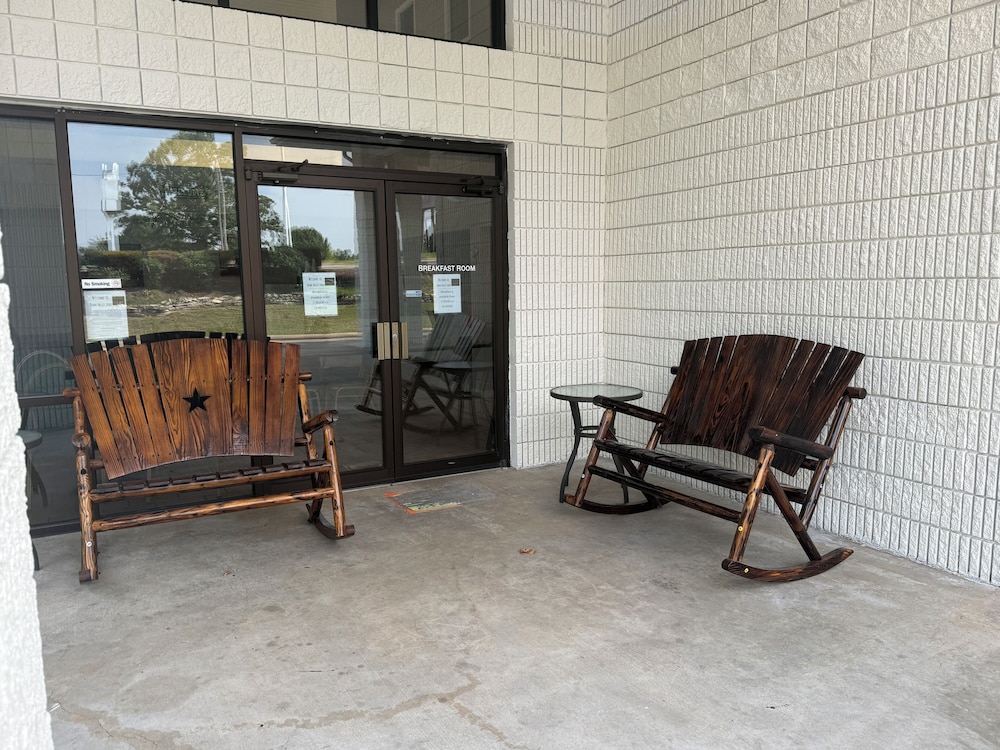 Ozark Valley Inn 26/50