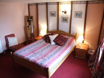 The West Country Inn 4/61