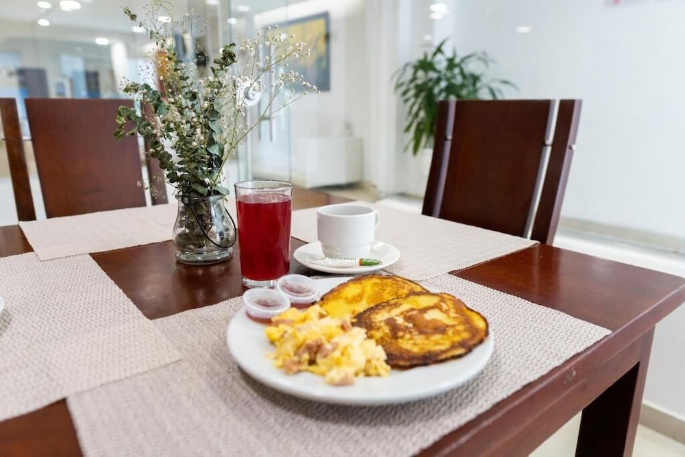Hotel Ayenda Charthon 1316 52/60