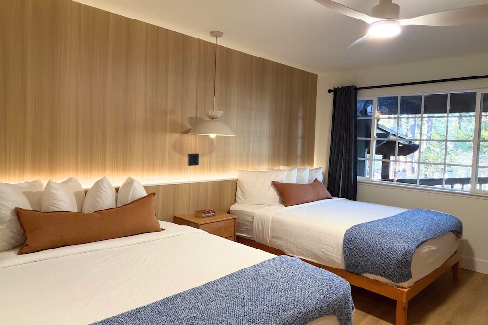 PREMIER, DOUBLE BED