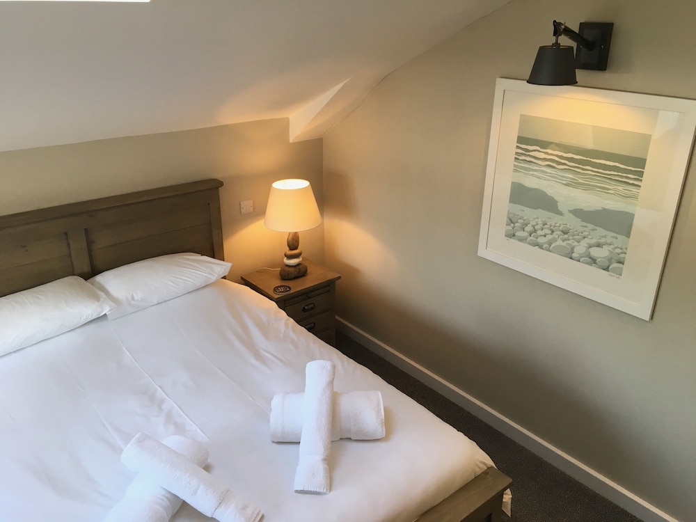 The Waterfront Inn 8/50