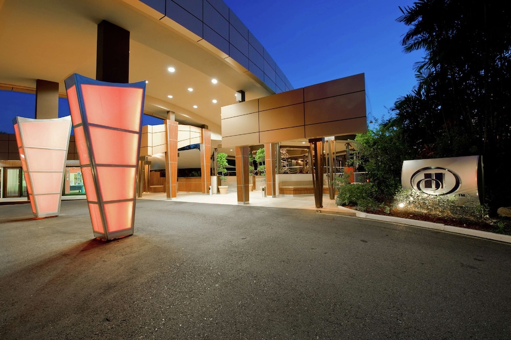 Hilton Trinidad & Conference Centre 5/78