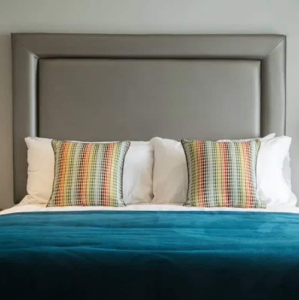 Longcourt Hotel 28/46