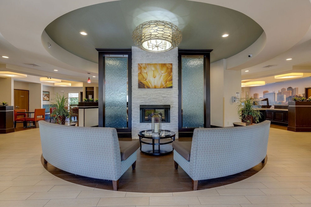 Club Hotel Nashville Inn Suites 38/67