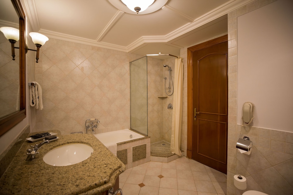 The Cascades Golf Resort, Spa and Thallasso 47/50