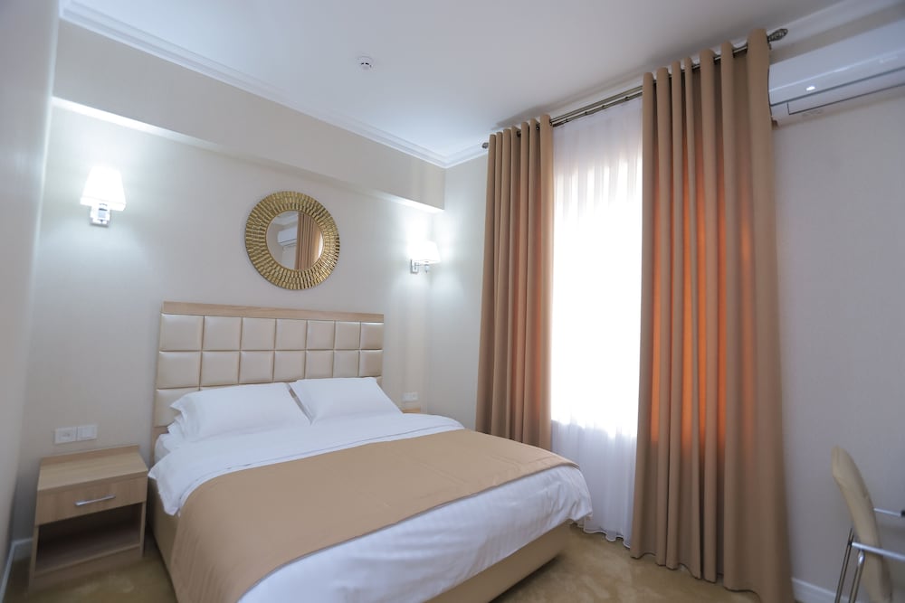 Velara Hotel 16/44