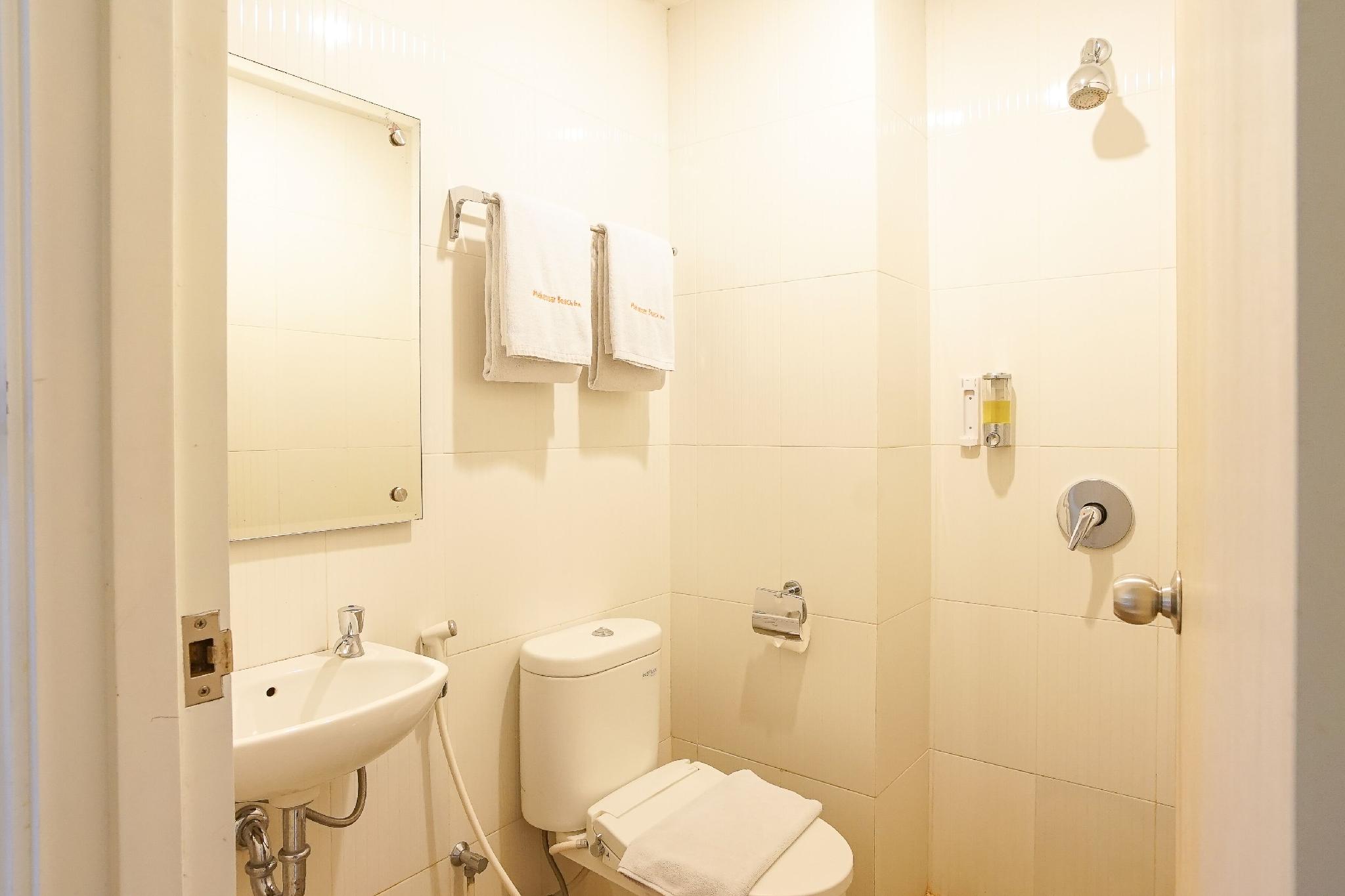 Makassar Beach Inn 41/43