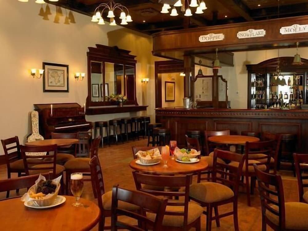 Frontier Inn 21/37