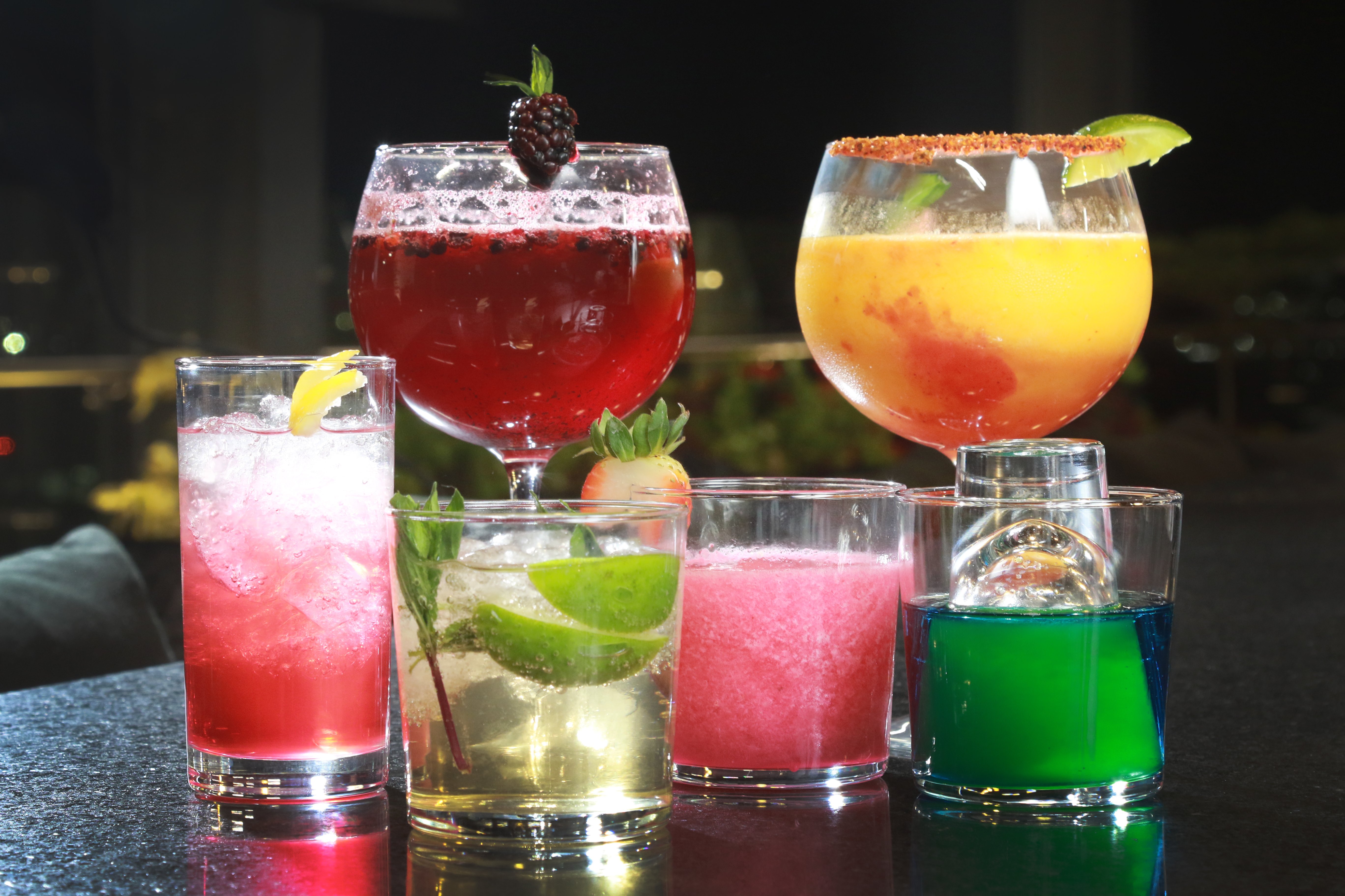 Holiday Inn and Suites Mexico Felipe Angeles Airport 7/30
