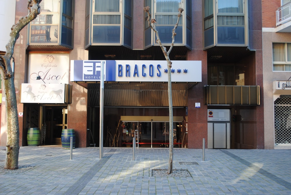 Hotel Los Bracos 4/53
