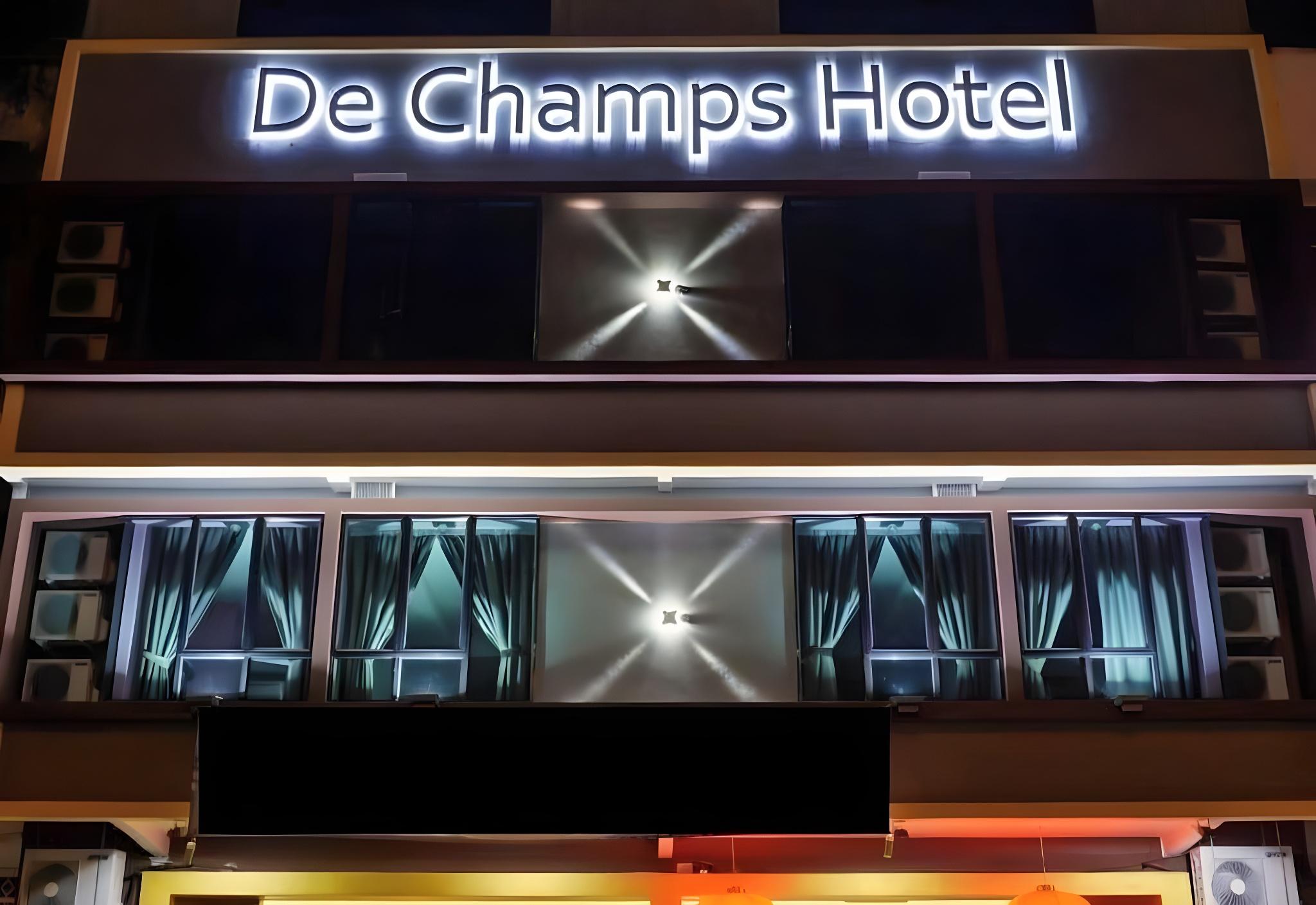 De Champs Hotel 5/29
