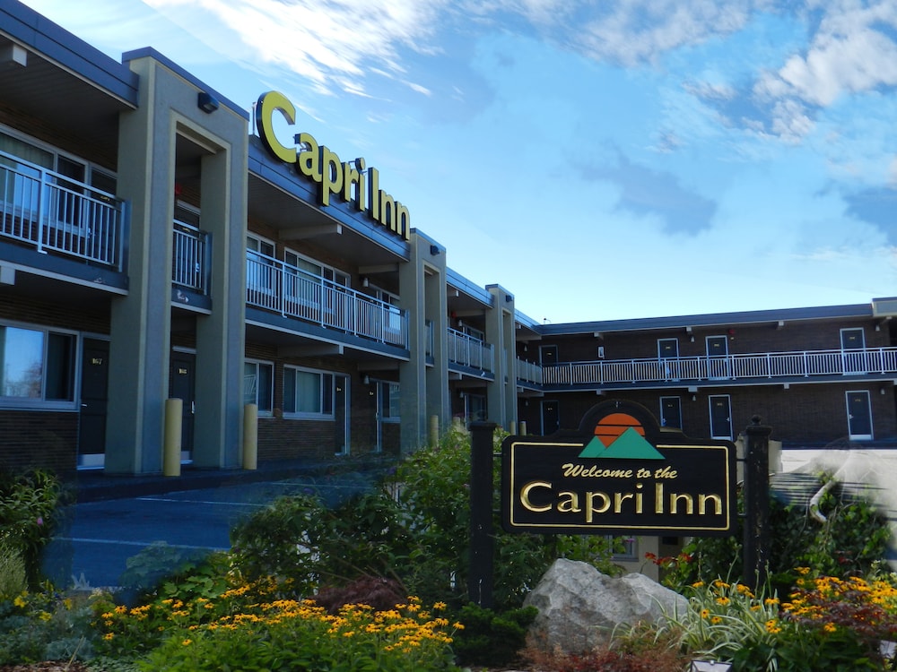 Capri Inn 8/54